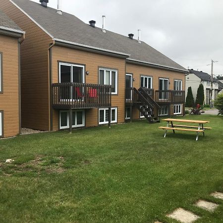 Le Chaleureux Apartamento Beaupré Exterior foto